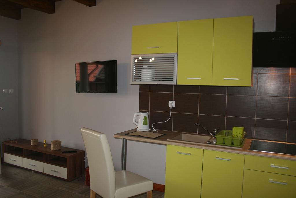 Apartamenty Jasmin I Lilia Jez. Sunowo Kolo Elku Chrzanowo Esterno foto
