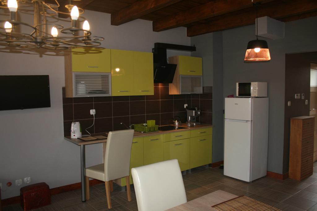 Apartamenty Jasmin I Lilia Jez. Sunowo Kolo Elku Chrzanowo Esterno foto